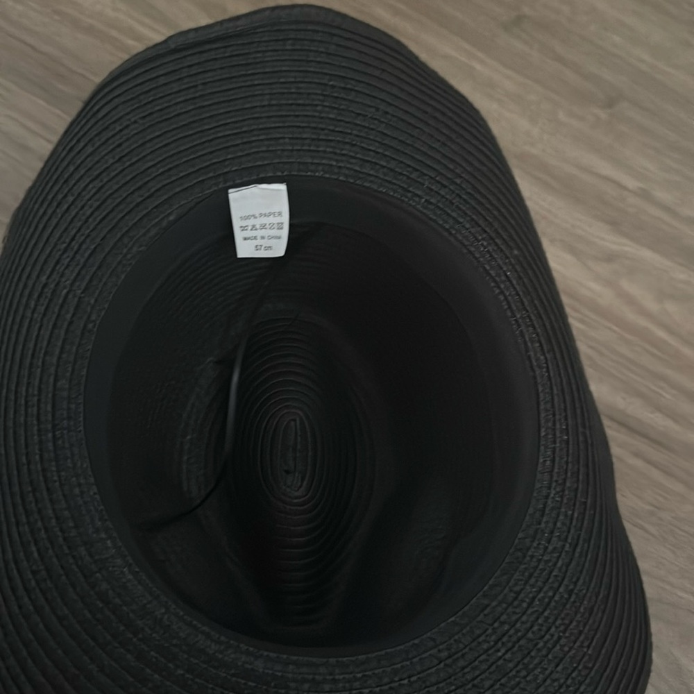 Hat - Picture 2 of 3